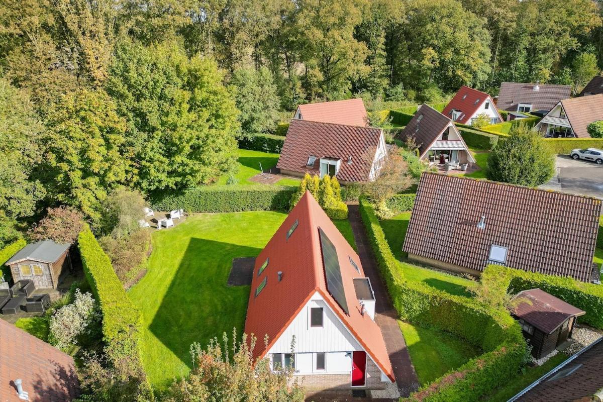 Kleine Zanglijster I Prachtig Huisje Nabij Bosrand Zwiggelte Dış mekan fotoğraf